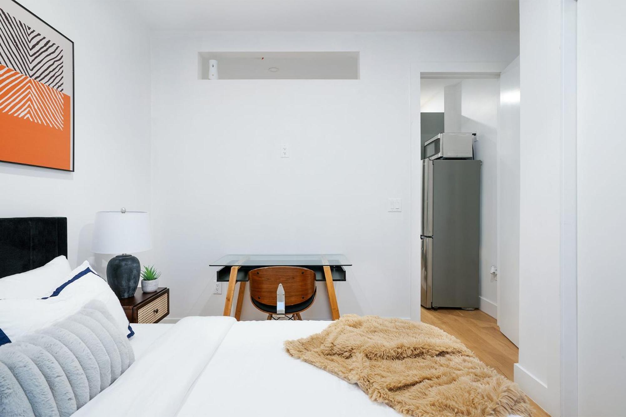 Apartment 1290-3 New Renovated 2 Bedrooms In Ues